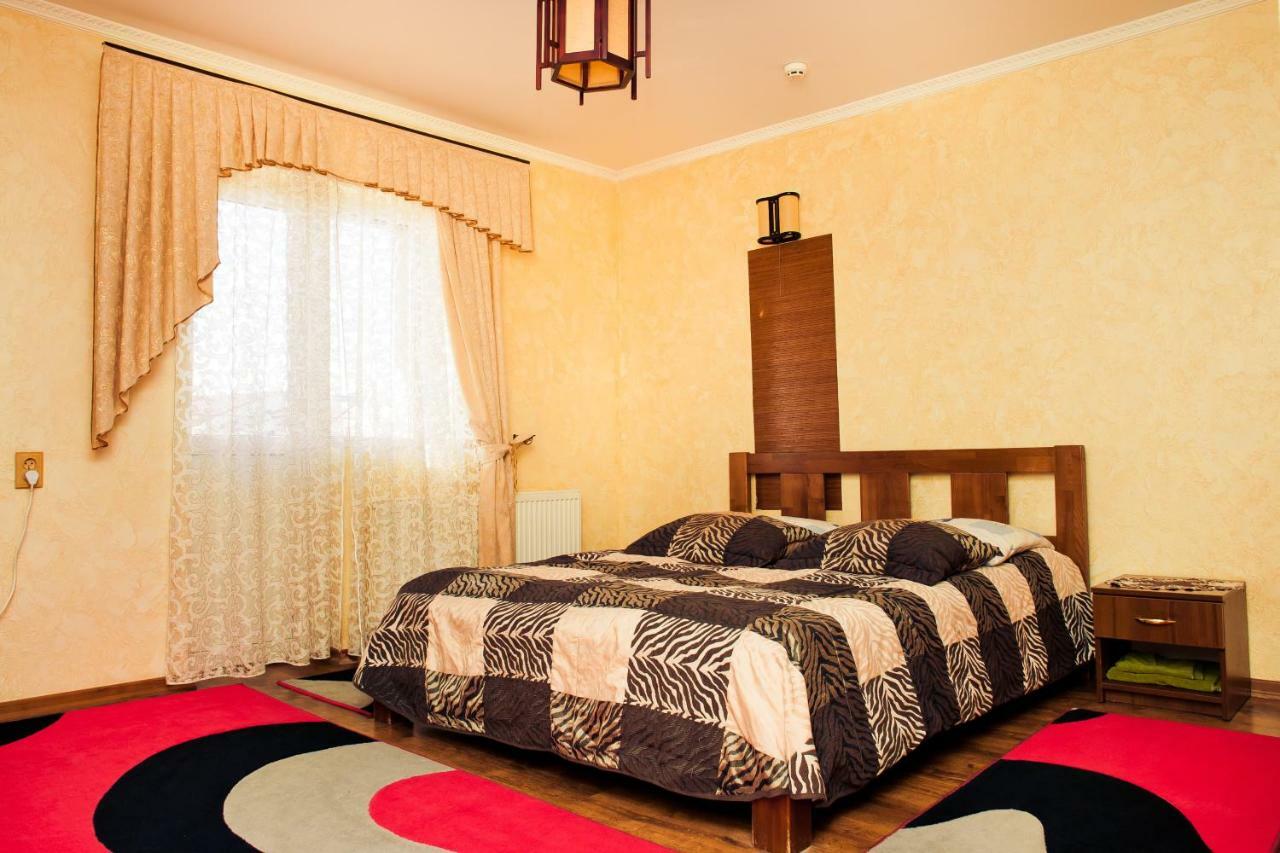 Filvarok Hotel Brody Exterior foto